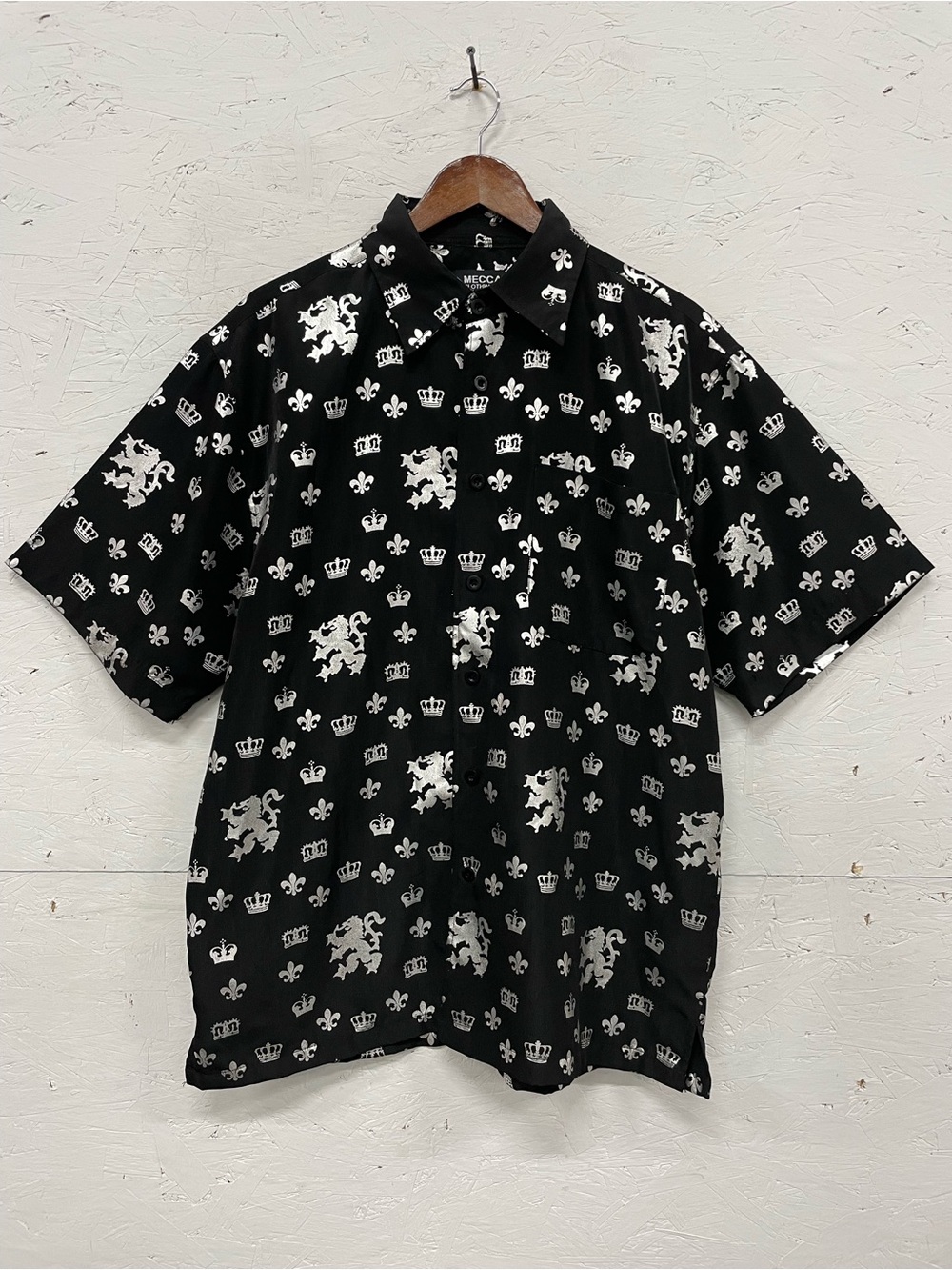 Vintage Y2K Mecca Clothing Co. AOP Metallic Heraldic Lion & Crown Shirt, Size L